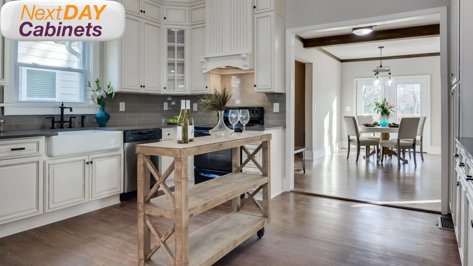 Elegant-Kitchen-with-Forevermark-Cabinetry